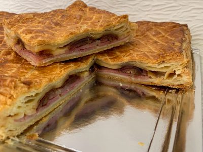 Empanada de Jamón y Queso